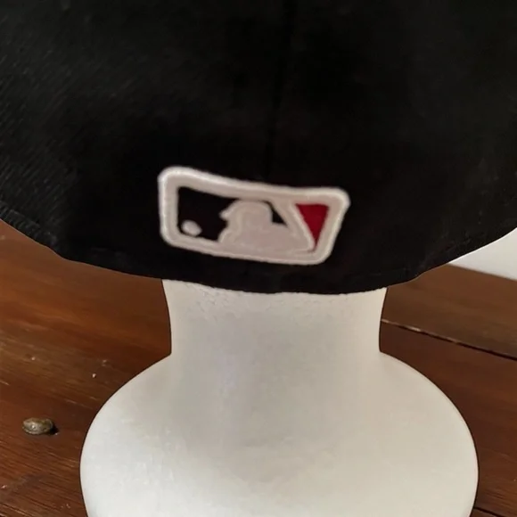 New Era 59FIFTY Cap - Picture 4 of 5
